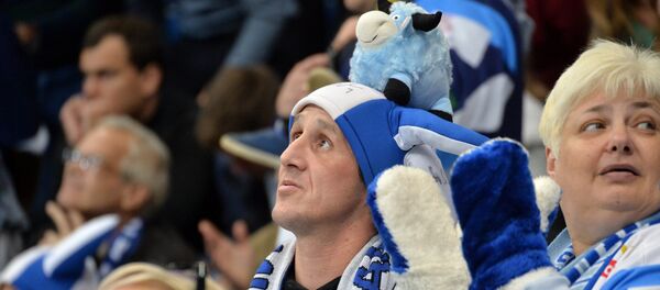 Болельщики минского Динамо на Минск-Арене - Sputnik Беларусь