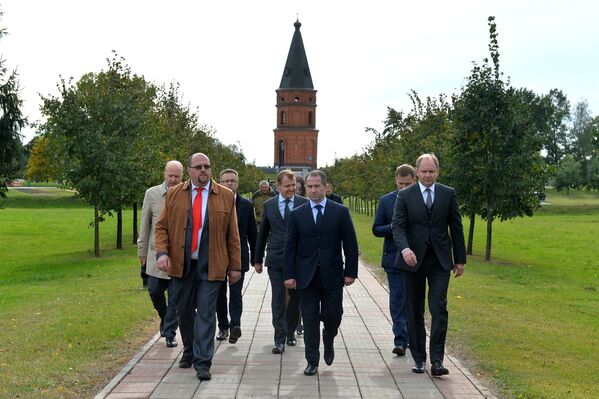 Михаил Бабич посетил мемориальный комплекс Буйничское поле - Sputnik Беларусь