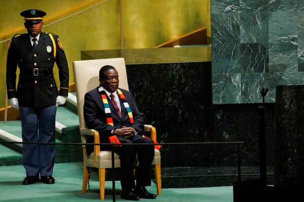 Президент Зимбабве Эммерсон Мнангагва - Sputnik Беларусь