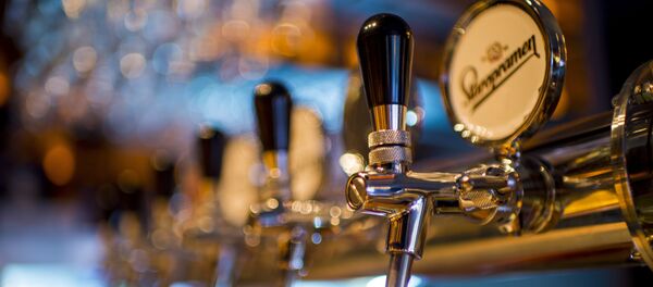 Пивные краны, архивное фото - Sputnik Беларусь