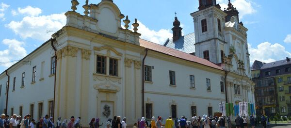 Захваченная радикалами церковь Захваченная радикалами церковь - Sputnik Беларусь