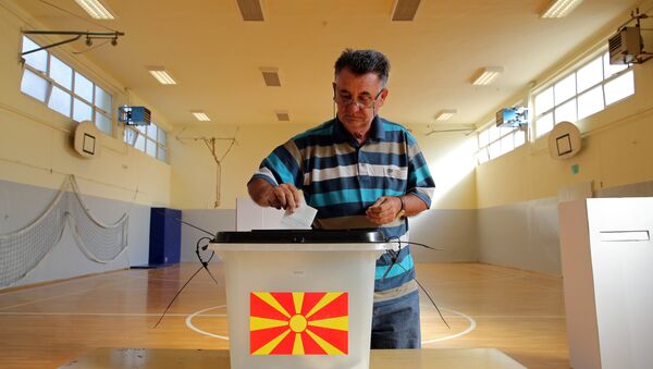 Македонец на избирательном участке - Sputnik Беларусь