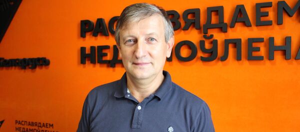 Романчук о текущих проблемах ИП и общественной пользе самозанятости - Sputnik Беларусь