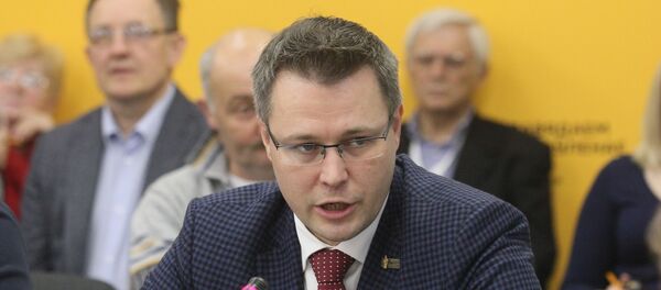 Палітычны аглядальнік Андрэй Крывашэеў Палітычны аглядальнік Андрэй Крывашэеў - Sputnik Беларусь