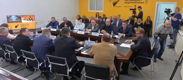 Круглый стол Документальное кино в эпоху постправды в ММПЦ Sputnik Круглый стол Документальное кино в эпоху постправды в ММПЦ Sputnik - Sputnik Беларусь