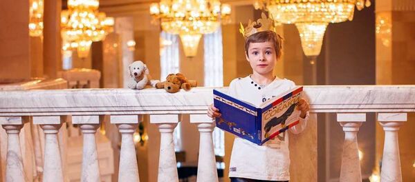 Константин в роли героя сказки Про Костю-царевича - Sputnik Беларусь
