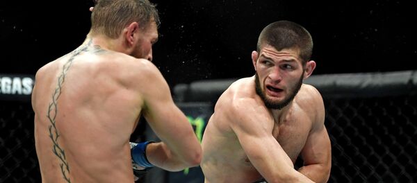 Бой Хабиба Нурмагомедова и Конора Макгрегора за чемпионский пояс UFC Бой Хабиба Нурмагомедова и Конора Макгрегора за чемпионский пояс UFC - Sputnik Беларусь