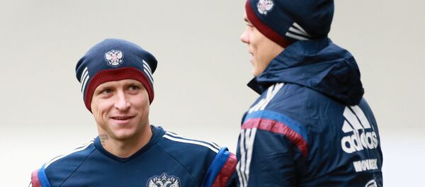 Павел Мамаев, Александр Кокорин (слева направо) во время тренировки - Sputnik Беларусь