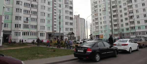 Столичный микрорайон Сокол находится в 25 километрах от города Столичный микрорайон Сокол находится в 25 километрах от города - Sputnik Беларусь