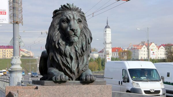 Скульптура льва в Могилеве на Пушкинском проспекте - Sputnik Беларусь