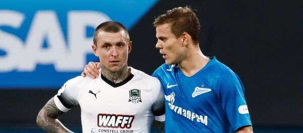 Футболисты Александр Кокорин (справа) и Павел Мамаев  - Sputnik Беларусь