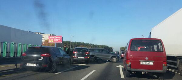 На МКАД столкнулись сразу 7 автомобилей - Sputnik Беларусь