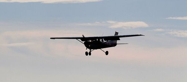 Легкомоторный самолет Cessna, архивное фото - Sputnik Беларусь