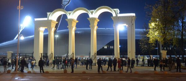 Болельщики возле минского стадиона Динамо - Sputnik Беларусь