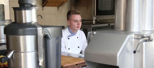 Повар - профессия, в которой можно совершенствоваться бесконечно Повар - профессия, в которой можно совершенствоваться бесконечно - Sputnik Беларусь