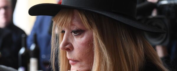 Певица Алла Пугачева   - Sputnik Беларусь