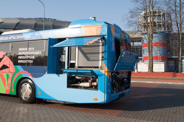 МАЗ готовит премьеру: новый автобус-гармошку покажут на выставке в Москве - Sputnik Беларусь