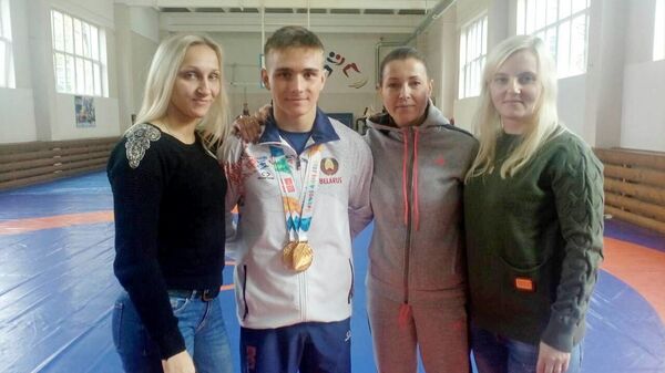 Двукратный чемпион юношеской олимпиады: пел гимн и плакал Двукратный чемпион юношеской олимпиады: пел гимн и плакал - Sputnik Беларусь
