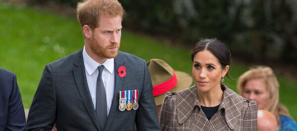 Принц Гарри и его жена Меган Маркл продолжают турне по странам Океании - Sputnik Беларусь
