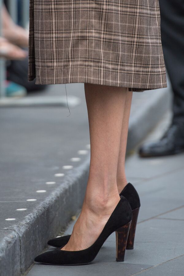 Меган Маркл вышла в свет в платье за 30 долларов - Sputnik Беларусь