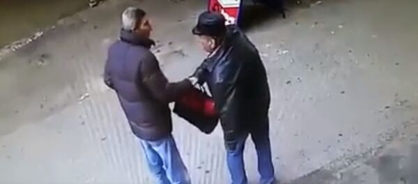 Ограбление в Минске, видео - Sputnik Беларусь