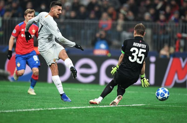 ЦСКА Ганчаренко проиграл Роме в матче группового этапа Лиги чемпионов 2:1 - Sputnik Беларусь