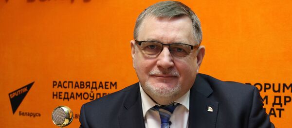 Давыдько: подарки к празднику 7 ноября и саммит ОДКБ в Казахстане  - Sputnik Беларусь