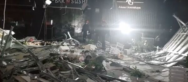 Опубликованы кадры из Арена Сити, где обрушился потолок Опубликованы кадры из Арена Сити, где обрушился потолок - Sputnik Беларусь