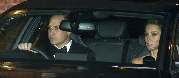 Принц Уильям с супругой Кейт Миддлтон - Sputnik Беларусь