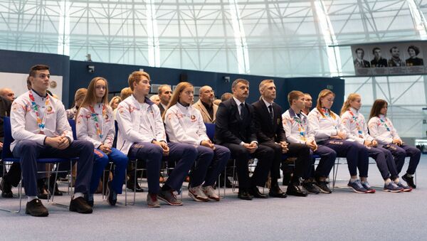 Чествование медалистов ЮОИ-2018 в НОК - Sputnik Беларусь