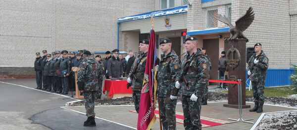 Открытие монумента к 30-летию ОМОНа  - Sputnik Беларусь