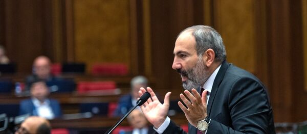 Исполняющий обязанности премьр-министра Армении Никол Пашинян - Sputnik Беларусь