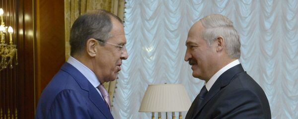 Президент Беларуси Александр Лукашенко и министр иностранных дел РФ Сергей Лавров во время встречи в Минске - Sputnik Беларусь