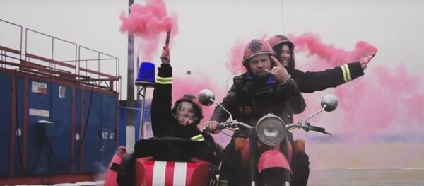 У спасателей цвет настроения – красный: новый ролик от МЧС - Sputnik Беларусь