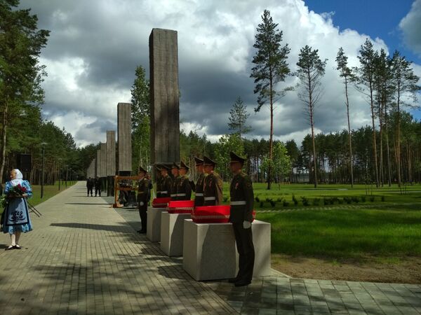 Сын Самуила Маршака: в нашем роду не было ни художников, ни поэтов Сын Самуила Маршака: в нашем роду не было ни художников, ни поэтов - Sputnik Беларусь