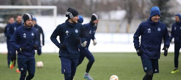 Предыгровая тренировка футболистов БАТЭ - Sputnik Беларусь