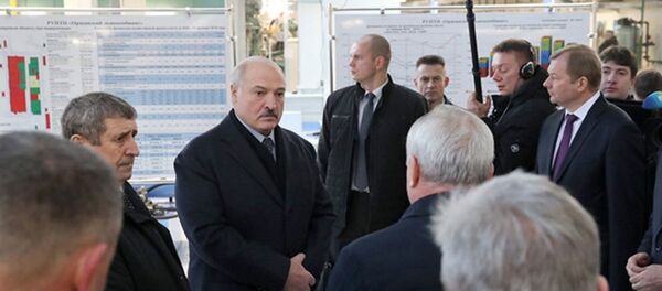 Рабочая поездка президента Александра Лукашенко в Оршанский район Рабочая поездка президента Александра Лукашенко в Оршанский район - Sputnik Беларусь