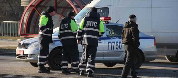 Сотрудники ГАИ на месте ДТП Сотрудники ГАИ на месте ДТП - Sputnik Беларусь