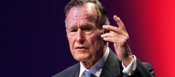 Бывший президент США Джордж Буш-старший  - Sputnik Беларусь