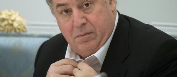 Председатель совета директоров ОАО Нефтегазовая компания РуссНефть Михаил Гуцериев Председатель совета директоров ОАО Нефтегазовая компания РуссНефть Михаил Гуцериев - Sputnik Беларусь