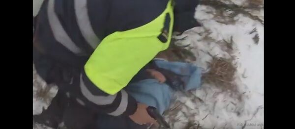 Опубликовано видео погони со стрельбой за белым микроавтобусом - Sputnik Беларусь