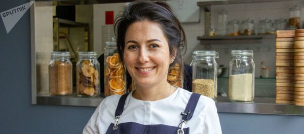 Шеф-кондитер Рената Ямбаева  - Sputnik Беларусь