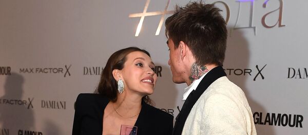 Телеведущая, певица Регина Тодоренко и певец Влад Топалов - Sputnik Беларусь