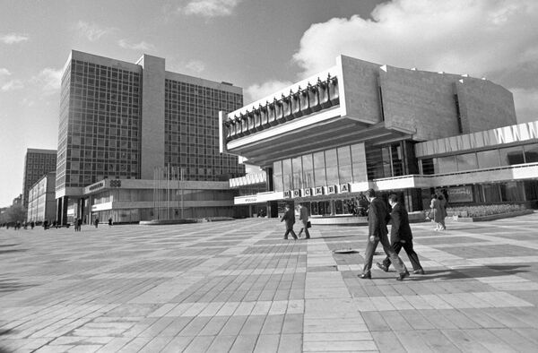 Убийство банкира в Минске: кому помешал белорусский Пьер Ришар Убийство банкира в Минске: кому помешал белорусский Пьер Ришар - Sputnik Беларусь