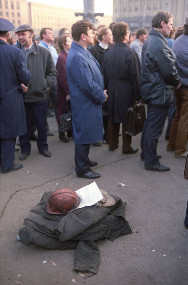 Убийство банкира в Минске: кому помешал белорусский Пьер Ришар Убийство банкира в Минске: кому помешал белорусский Пьер Ришар - Sputnik Беларусь