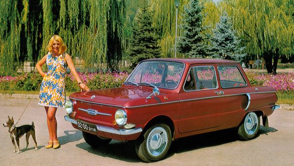 Реклама советского автомобиля ЗАЗ-968 - Sputnik Беларусь