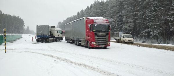 Снегопады в Гродненской области - Sputnik Беларусь
