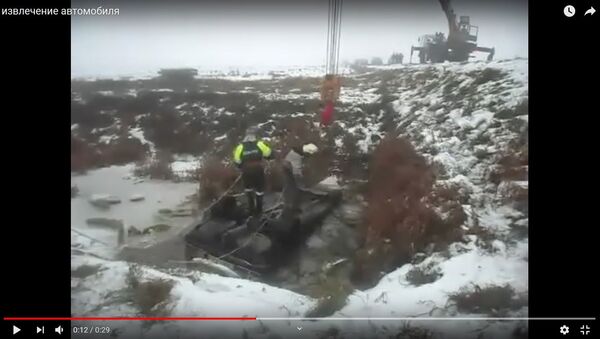 МЧС показало, как вытаскивали из воды BMW с двумя погибшими - Sputnik Беларусь