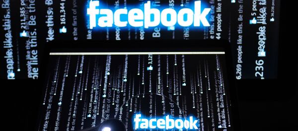 Логотип социальной сети Фейсбук на экране компьютера - Sputnik Беларусь