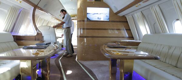 Салон самолета Ту-154М в VIP-комплектации, архивное фото - Sputnik Беларусь